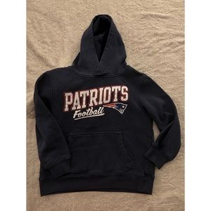 New England Patriots Hooded Sweatshirt, size S 5/6. No visible wear. NFL brand.